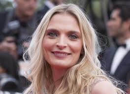 Sarah Marshall : Biographie et actualités