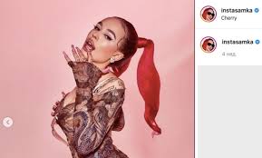 Посмотрите больше идей на темы «самка, дерзкие фотографии, фанатка». Instasamka Plachet Posle Plasticheskoj Operacii Na Pyatuyu Tochku Moika78 Ru Novosti Spb