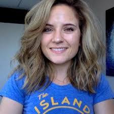 Stacey Macdougall's Instagram, Twitter & Facebook