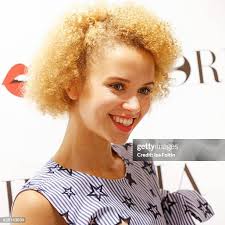 301 Taynara Joy Silva Wolf Photos & High Res Pictures