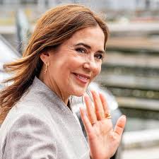 Dronning Mary måtte efterlade dem derhjemme: Deler nuttet, privat hilsen