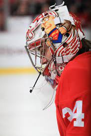 The autograph is guaranteed authentic by psa/dna #aa92416. Detroit Red Wings On Twitter Yes That Is Peter Griffin On Petr Mrazek S Helmet Freakinsweet Http T Co Rfyohruh