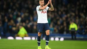 Alderweireld spielte bis 2004 in belgien beim kfc germinal beerschot.anschließend wechselte er in das jugendinternat des niederländischen vereins ajax amsterdam.zur saison 2008/09 wurde er in den profikader aufgenommen und bestritt am 18. Mpzqg2yucpi1qm