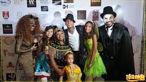Mc kevin em 10 hits. Personificado De Michael Jackson Mc Kevin Comemora Aniversario Em Sp To Na Midia