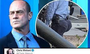 Christopher meloni is an american actor. Christopher Meloni Has A Hilarious Response About His Tight Pants On Law Order Organized Crime Daily Mail Online