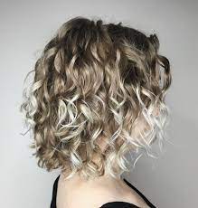 20 Chicest Hairstyles For Thin Curly Hair The Right Hairstyles Curly Hair Styles Thin Curly Hair Wavy Bob Hairstyles