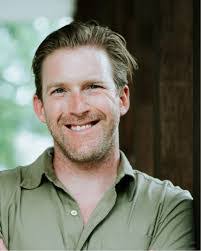 Matt Luu's Instagram, Twitter & Facebook