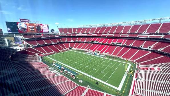Titans vs 49ers here tonight. 🏈
