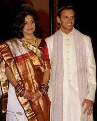 Rahul dravid has already taken meaningful steps as a cricket coach and his probation begins with his first assignment with a 'senior india team that is touring sri lanka. Cricketer Rahul Dravid And His Wife Vijeta Wedding Photos