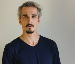 Un golpe de suerte (TV Series 2009)