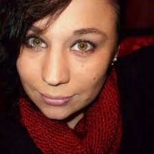 Lisa Strang (@Catwiesel95)