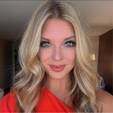 Janie Cuevas's Instagram, Twitter & Facebook