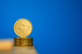 Berbeza dengan virtual currency, bitcoin boleh digunakan sebagai medium pertukaran untuk memiliki sesuatu barang dan perkhidmatan dalam dunia sebenar. Founders Of South African Bitcoin Exchange Disappear After 3 6 Billion Hack Engadget