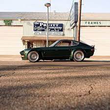 A Bit Of Modern Touch With This Classic Z Tap The Link In Bio For Full Feature Dandanbeasting Dtphan Super Datsun Japanese Sports Cars Datsun 240z