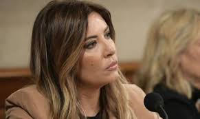 Dal 2020 è la responsabile cronaca e spettacoli per tpi. Selvaggia Lucarelli Nessuna Solidarieta A Giorgia Meloni Imola Oggi