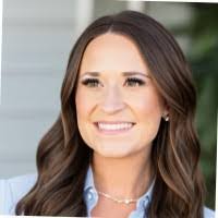 Nicole Smallwood's Instagram, Twitter & Facebook