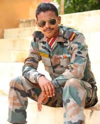 Sachin Vananje, a brave soldier of Mahar Regiment, hailing from Nanded,  Maharashtra who was on duty in Jammu and Kashmir, was martyred. May his  soul rest in peace. #JaiHind 🇮🇳
