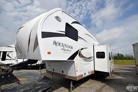 2016 Forest River Rockwood Signature Ultra Lite 8286ws Fifth Wheel Rv Wholesalers 868181