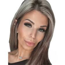 Kristy Stapleton's Instagram, Twitter & Facebook