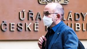 Blatný střídá prymulu poté, co na veřejnost unikly fotografie, kdy se bývalý ministr zdravotnictví minulý týden ve středu v noci setkal v. Aktualizovano Novym Ministrem Zdravotnictvi Bude Od Ctvrtka Jan Blatny Zpravy Tiscali Cz