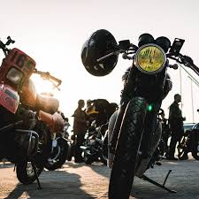 The 10 Best Handlebar Bags You Can Buy Today In 2020 Handlebar Bag Motorcycle Tool Bag Motorcycle Bag