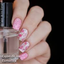 Uñas decoradas con flores 2021. Flor En Unas Decoradas Elegantes Unas