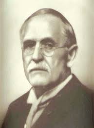 Northfield's Popcorn Wagon: A Beloved Tradition Since 1979