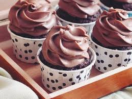 Cupcakes Gourmands Au Nutella Recette En 2020 Recette Cupcake Nutella Nutella Recette