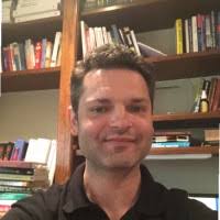 60+ perfiles de «Olszewski»