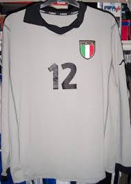 Italien trikot home em 2020 damen (001) statt 79,95 €* 63,94 €* du sparst 20%. Italy Goalkeeper Football Shirt 2000