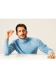 He was previously married to melis isiten. Turkish Source Uraz Kaygilaroglu For Beman Mag 09 19 I