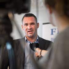 Sodann trat marcel dobler selbst ans rednerpult. Ich Will Das Ich Kann Das Nationalrat Marcel Dobler Will Fur Die Fdp St Gallen Ins Stockli