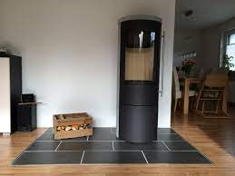 Moderne technologien ermöglichen fliesen mit einem vielfältigen muster zu erzeugen, die es möglich macht, den kamin in jedem stil zu dekorieren. Fliesen Ins Laminat Einlassen Statt Kaminofen Bodenplatte