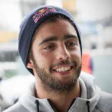 Como controla um surfista de ondas XXL o medo?