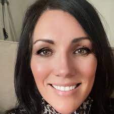 Cheryl Reynolds (@cherylr82636412)