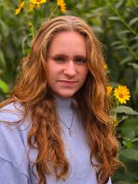 25 candidates compete for Homecoming crown