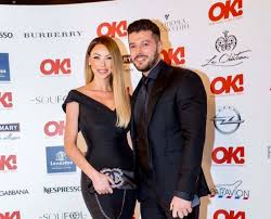 În weekend, bianca drăgușanu a fost la mare împreună cu fetița ei. E Ca Si Sigur Bianca Dragusanu Si Victor Slav S Au Recasatorit In Secret