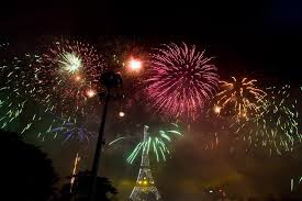Réservez votre séjour arras maintenant! Le 14 Juillet 2021 A Paris Feu D Artifice Defile Croisieres Concert Stillinparis