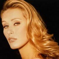 Kirstie (@Rolemodelmummy)