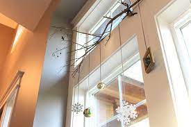 Tips For How To Hang Garland Wreaths