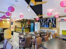 Getting around in taman mount austin. Eight Days Boutique Hotel Mount Austin Johor Bahru 2 0 Price Address Reviews