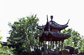 Parks, wälder und weinberge tragen zudem zur hohen lebensqualität in der landeshauptstadt bei. Gartenkultur Im Stuttgarter Norden Ein Stuck China Uber Den Dachern Der Stadt Stuttgart Nord Stuttgarter Nachrichten