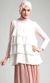 Gemuk merupakan sebutan untuk orang yang memiliki berat badan yang lebih atau tidak ideal antara berat dan tinggi badannya. Baju Muslim Modis Untuk Wanita Gemuk Model Baju Muslim