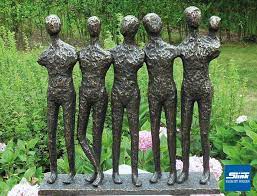 Habt ihr euch schon ein sommerprojekt vorgenommen? Moderne Bronzefigur Fur Den Garten Gruppe Arbeiter Online Kaufen
