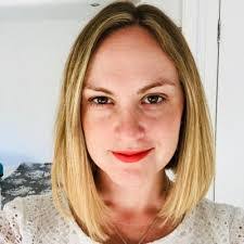 Mia Kenyon's Instagram, Twitter & Facebook