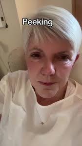 Taryn Summers's Instagram, Twitter & Facebook