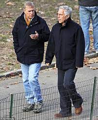 Ihm sei klar geworden, dass die umstände meiner früheren verbindung zu jeffrey epstein zu einer enormen störung geworden sind für die arbeit. Who Is Telling The Truth This Dossier Lays Bare The Heart Of New Legal Case Against Prince Andrew Daily Mail Online