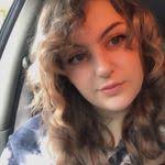 Kris Champlin's Instagram, Twitter & Facebook