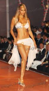 Maybe you would like to learn more about one of these? Photos And Pictures Photo By Walter Weissman Star Max Inc Copyright 2001 11 13 01 Tyra Banks One Of The Models Of The Seventh Annual Victoria S Secret Fashion Show Kicks Off Holiday