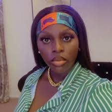 Victoria Lazarus's Instagram, Twitter & Facebook